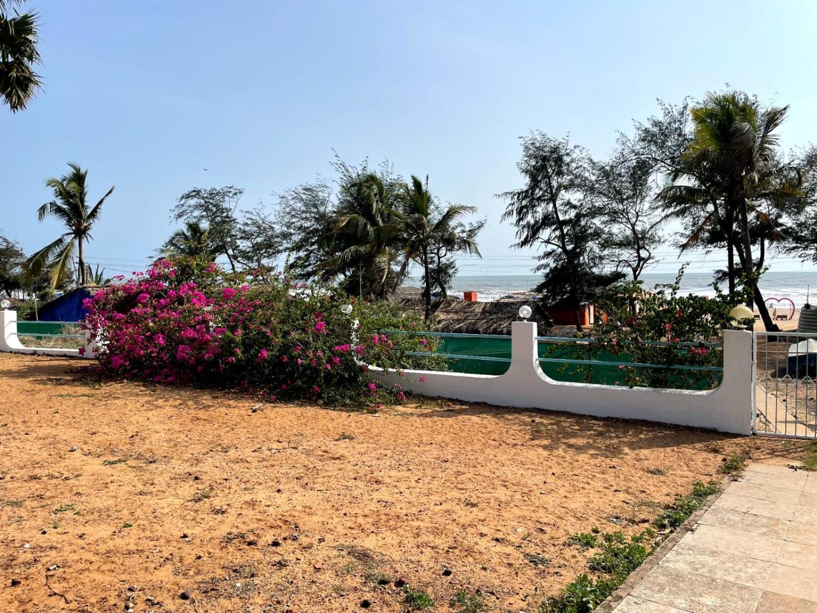 Papilio Beach Front Cottages-Tbv Baga Dış mekan fotoğraf